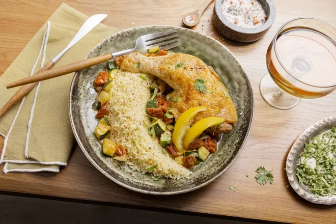 Mijoté de poulet au citron et tomates séchées