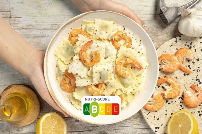 Ravioli ricotta di bufala et épinards aux crevettes et crème au citron