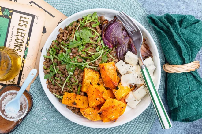 Bowl de lentilles au butternut rôti et gorgonzola