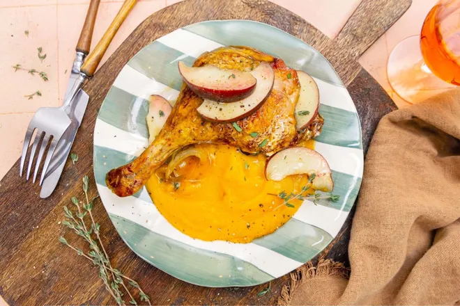 Cuisse de canard aux pêches, miel et thym