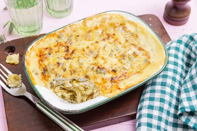 Gratin de ravioles du Dauphiné à la fourme d'Ambert et endive