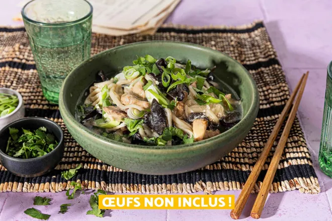 Soupe pékinoise au poulet et champignons façon Quitoque