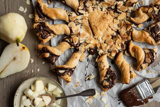 Tarte torsadée au chocolat et aux amandes