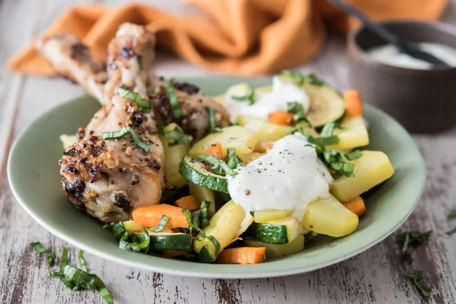 Pilons de poulet grillés à la moutarde