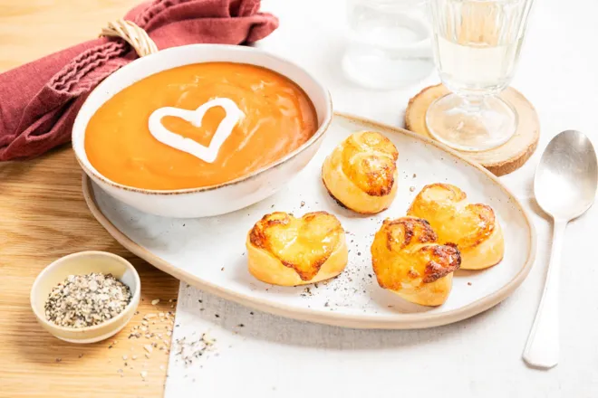 Soupe de carottes Vichy et cœurs feuilletés