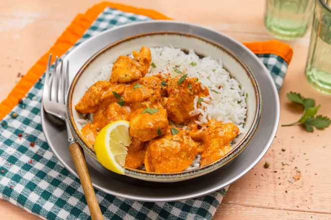 Dinde butter masala (dinde à la tomate, noix de cajou et garam masala)