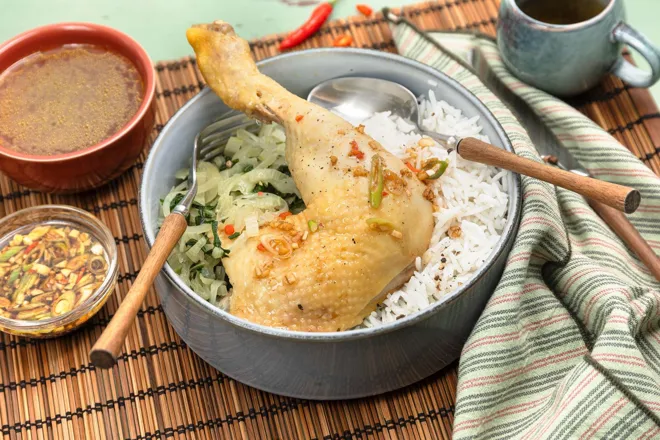 Ga luoc (poulet poché) et chou pak choy