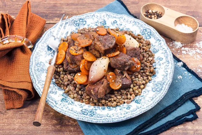 Sauté de canard au balsamique, carotte et lentilles vertes