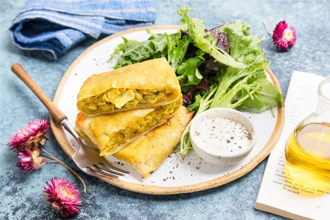 Bricks aux poireaux, chèvre et curry doux