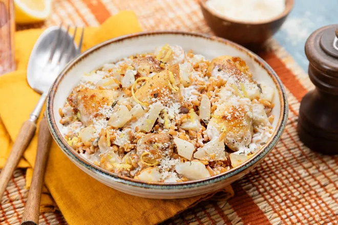 Risotto de petit épeautre au poulet, citron et topinambours