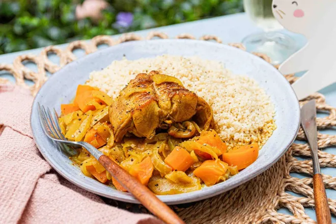 Tajine de râble de lapin au fenouil et carottes