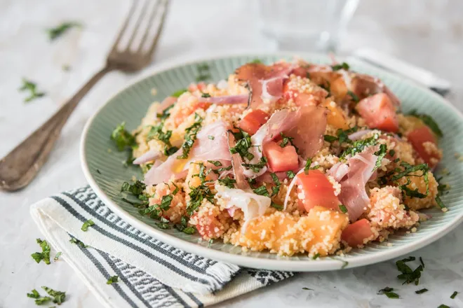 Taboulé de melon à la menthe et speck