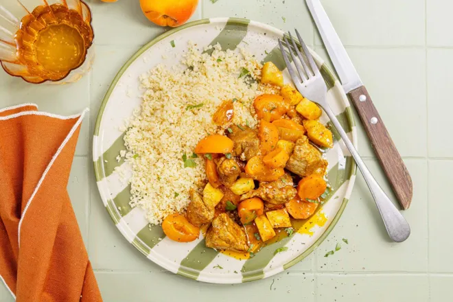 Sauté d'échine de porc aux abricots