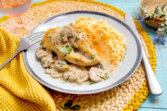 Poulet à la crème de cèpes