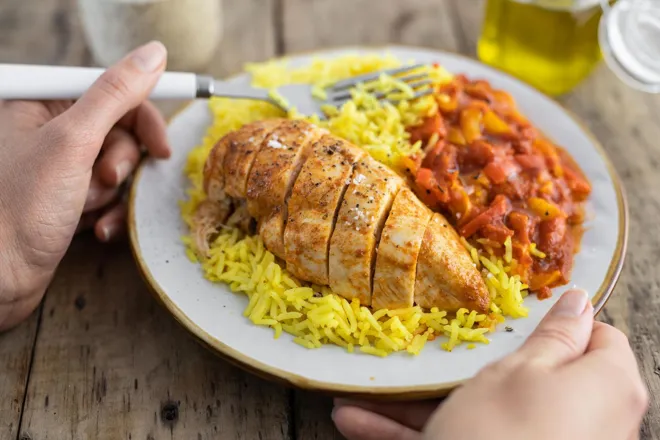 Poulet basquaise et riz pilaf