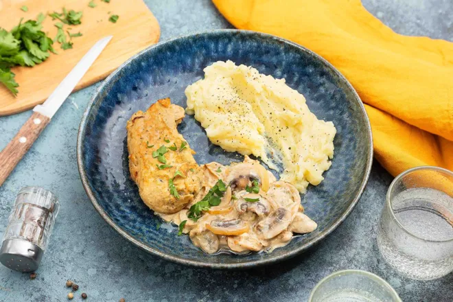 Suprême végétal à la forestière (sauce aux champignons de Paris)