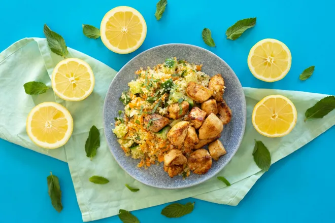 Poulet grillé et semoule à la menthe