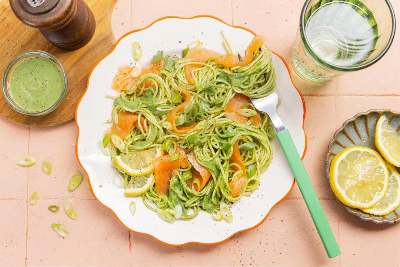 Spaghettis au saumon fumé et crème d'épinards