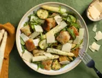 Recette rapide à préparer : Salade d'asperges, courgettes et parmesan