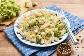 Fusillis au chou romanesco et sauce au gourmet Calvados