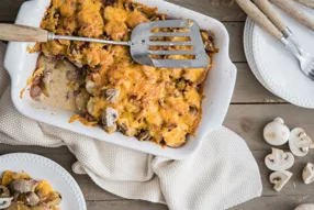 Gratin de pommes de terre et poitrine fumée façon forestière