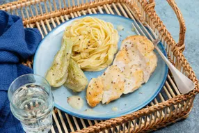 Suprême végétal sauce au poivre fumé, tagliatelles fraîches et fenouil braisé