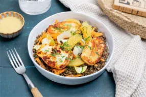 Salade de lentilles, halloumi, orange et endive