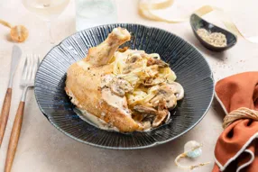 Suprême de poulet à la crème de bolets jaunes, romarin et tagliatelles fraîches