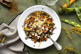 Salade de lentilles beluga, fèves et poitrine fumée aux épices chimichurri