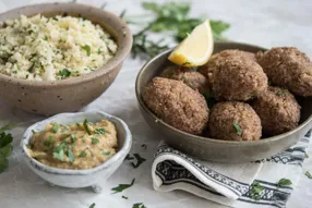 Trio de mezze : Kebbeh, caviar d'aubergine et taboulé