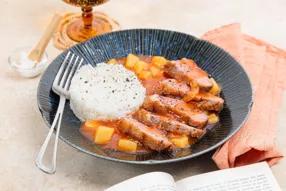 Canard à l’ananas sauce aigre douce et riz