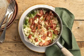 Risotto de chou-fleur à la poitrine fumée et ciboulette