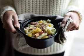 Potée de chou blanc à la poitrine fumée