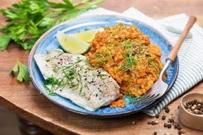 Poisson blanc (selon arrivage) grillé et mijoté de lentilles corail au gingembre et citron vert