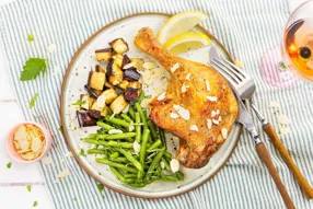Cuisse de canard, aubergines rôties et haricots verts au persil
