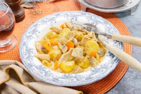 Sauté de dinde à la moutarde et aux champignons