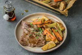 Boeuf glacé au sirop d'érable et potatoes