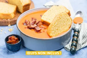 Salmorejo (soupe froide andalouse de tomates et poitrine fumée) et cornbread