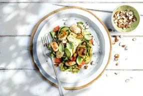 Tagliatelle de courgette au poulet et pistou de basilic