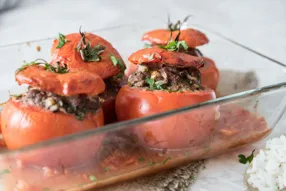 Tomates farcies au boeuf et aux épices Luberon