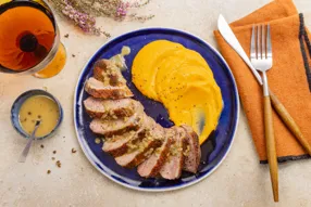 Filet de canard, jus au poivre de Sechuan & écrasé de patate douce