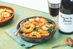 Penne aux crevettes sauce marinara (basilic, tomates et ail)