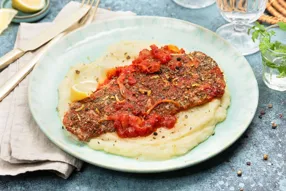 Psari plaki, poisson blanc (selon arrivage) à la grecque, et purée à l'ail