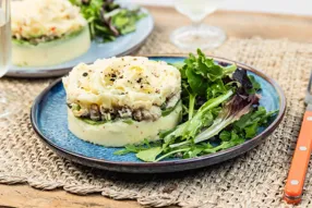 Causa pimentée de poulet (tartare péruvien à l'avocat)