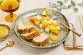 Filet mignon de porc pané coco panko, beurre de mangue et légumes sautés