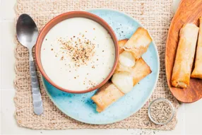 Soupe de topinambours et cigares au morbier