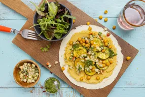 Tortillas twist Mexique–Orient, courgette rôtie et houmous