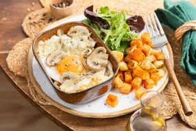 Cassolette de scamorza fumée, champignons et pommes de terre rôties