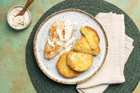 Escalope de dinde, pommes macaire et sauce à l'abondance