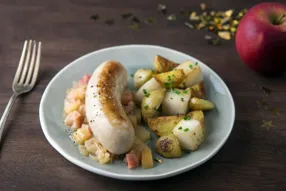 Boudin blanc, chutney de pomme et poêlée de grenailles